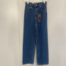 NWT Levi  s High Loose Jeans High Waist Wide Leg Womens Size 23