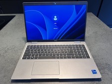 Dell Latitude 5520 15.6" Laptop i5-1135G7 16GB 512 NVME
