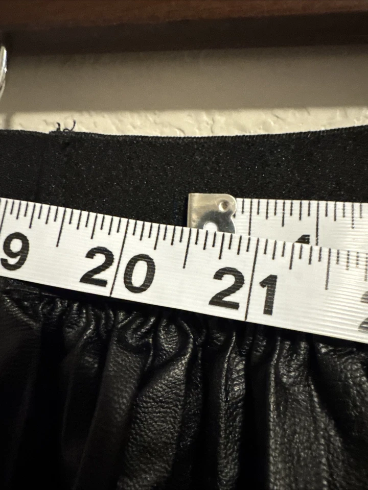 Falda para niñas talla 6 imitación cuero plisada regreso a la escuela otoño academia Foto 3 de 4