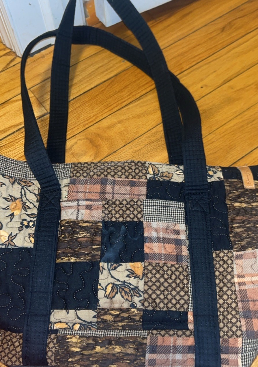 Donna Sharp Patchwork Quilted Shoulder Bag Multic… - image 1