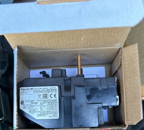 Schneider Electric LR2D3561 Thermal Overload Relay 55-70 Amp - Picture 2 of 3