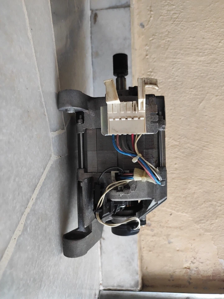 ELECTROLUX EWW1273 MOTOR WELLING CODE HXG52A07 EL05 ELECTROLUX CODE 132415224 - Image 3 of 4