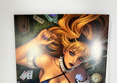 Artist Alley Comics Sketchbook Art Gallery: Alice Nice (Paper)