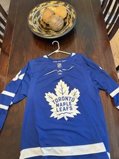 Adidas Toronto Maple Leafs Auston Matthews Stitched Hockey Jersey Sz 54 XL