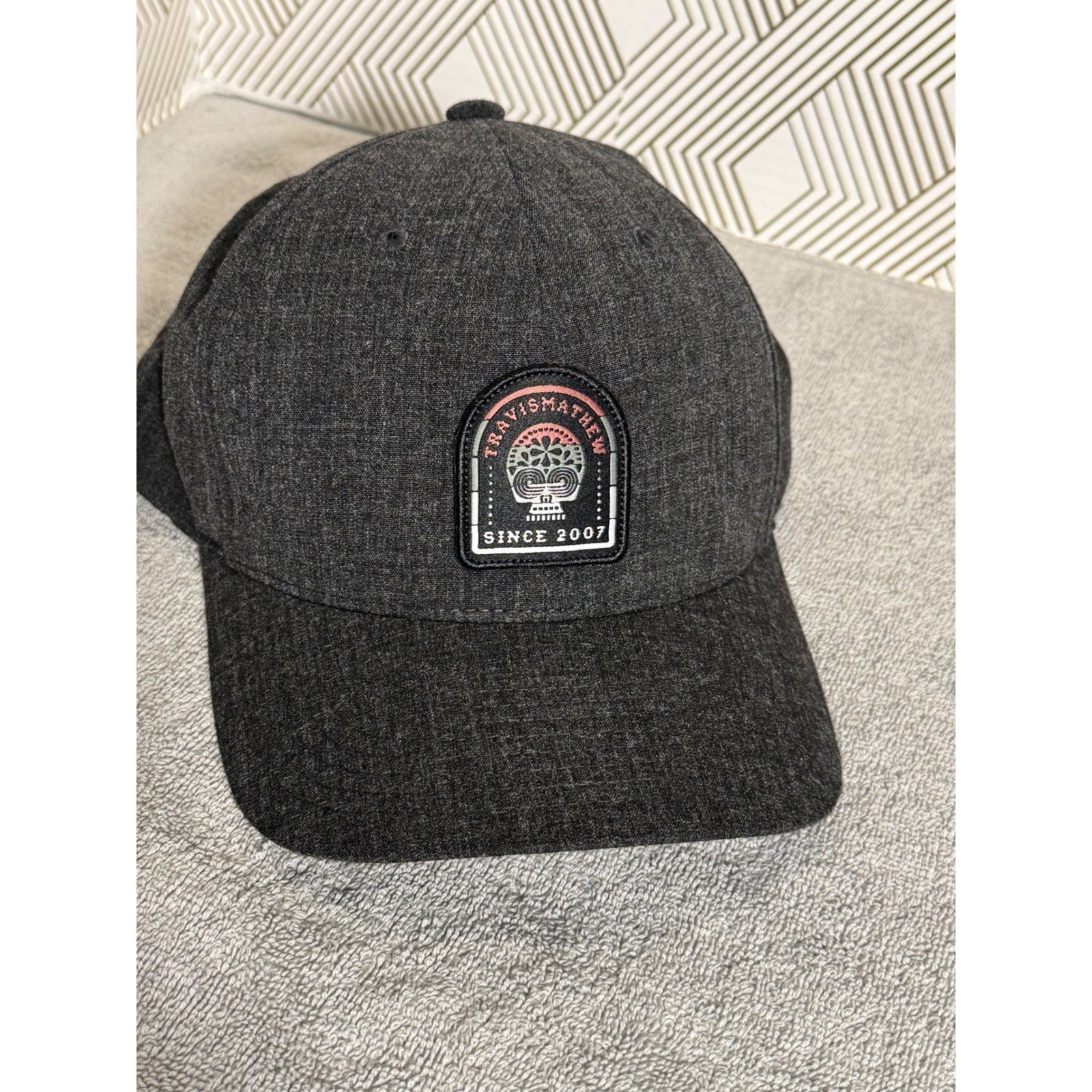 Travis Mathew Skull Patch Snapback Hat Charcoal G… - image 1