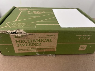 KiwiCo Kiwi Crate Mechanical Sweeper Kids Craft Kit Ages 5+ Whale Tales