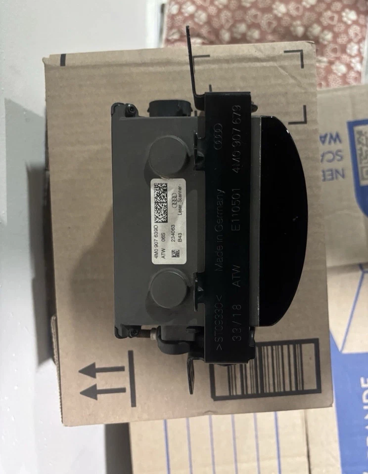 OEM 2019 - 2023 Audi Q8 Front Distance Radar Sensor Control Unit 4K8907660B - Bild 4 von 4