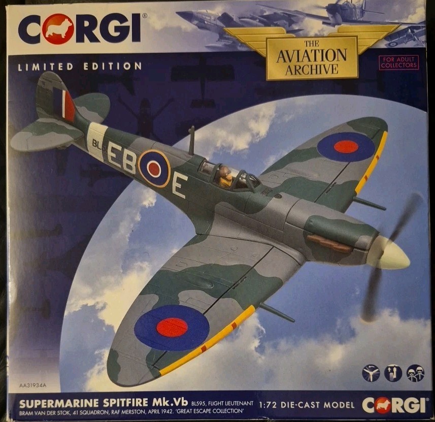 Corgi Aviation Supermarine Spitfire Mk.Vb 41 Sqn RAF Merston 1942 AA31934A