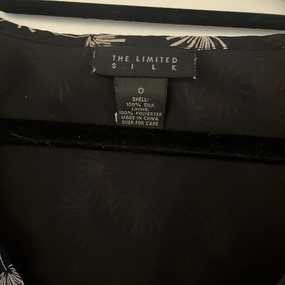 Vestido Midi De Colección The Limited Corte Sesgado Floral Volantes Negro Romántico Talla XS/0 Foto 4 de 4