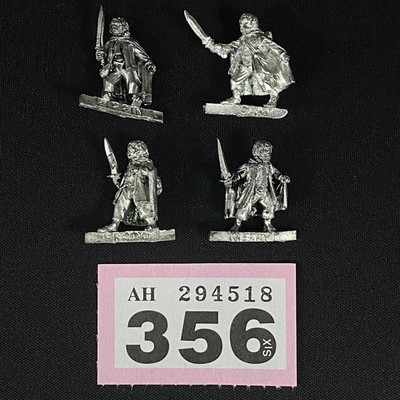 4 HOBBITS FRODO/SAM/MERRY/PIPPIN THE LORD OF THE RINGS MINIATURES FELLOWSHIP
