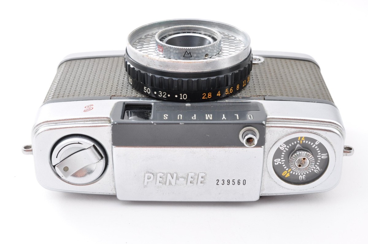 Olympus Pen EE-S 30mm f2.8 lens Half-size film camera From