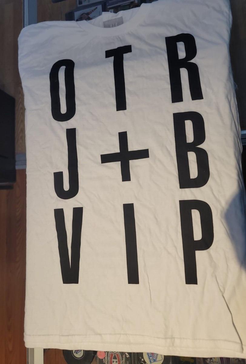 Jay-Z and Beyonce official On the run tour shirt New never worn | eBay