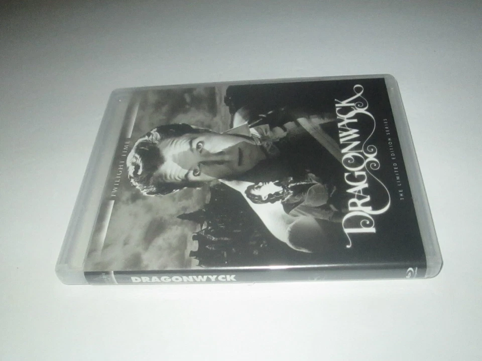Dragonwyck Blu-Ray Twilight Time Limited Edition with Booklet Vincent Price OOP - Image 4 of 4