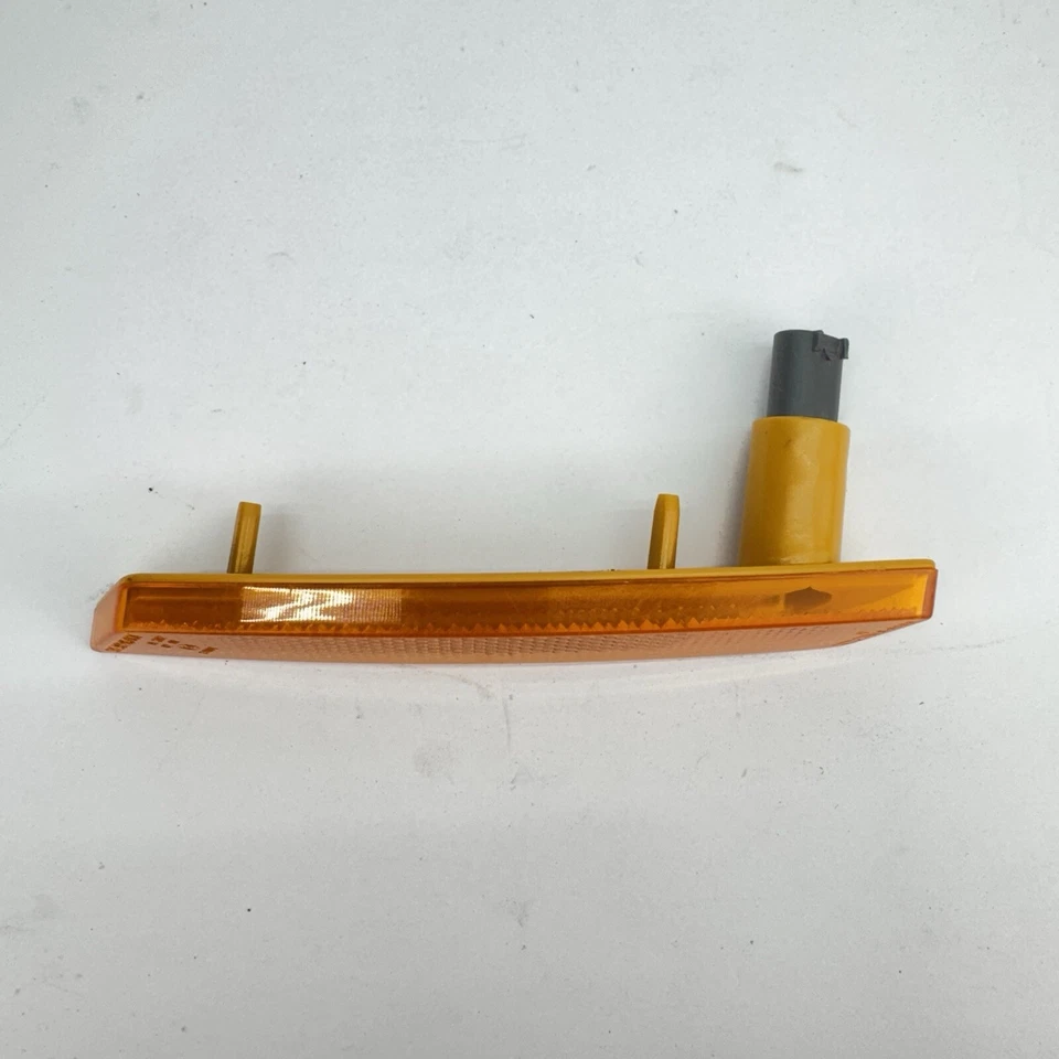 Mini Cooper 2007-2013 luz marcadora derecha regular TYC 18-6099B Foto 3 de 4