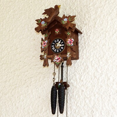 VINTAGE SMALL HANDMADE BLACK FOREST 1 DAY REAL CUCKOO CLOCK MADE IN GERMANY