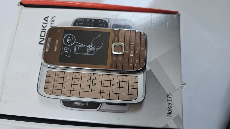 Nokia E75 - Mobile Phone Topaz Brown Rare - Image 4 of 4
