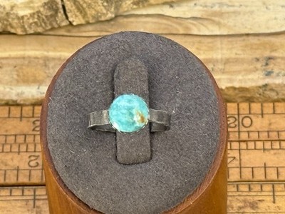 Vintage Navajo Native Sterling Simple Petite Turquoise Ring sz 6.25--1695.26