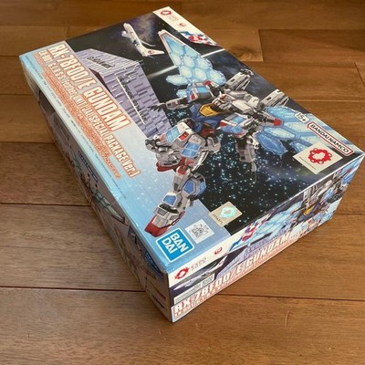 Bandai Namco RX 78F00 E GUNDAM Model Kit JAL Special Package 1/144
