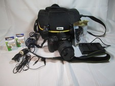 Nikon D60 10.2MP Digital Camera w/ Nikkor DX 18-55mm Lense Bundle - W/Charger
