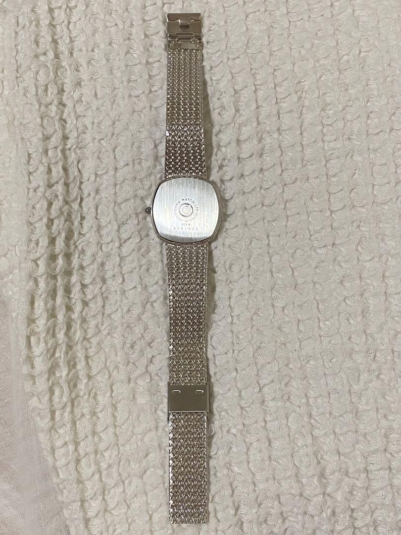 CYMA Quartz Silver Mesh Watch Elegant Design Vintage Style