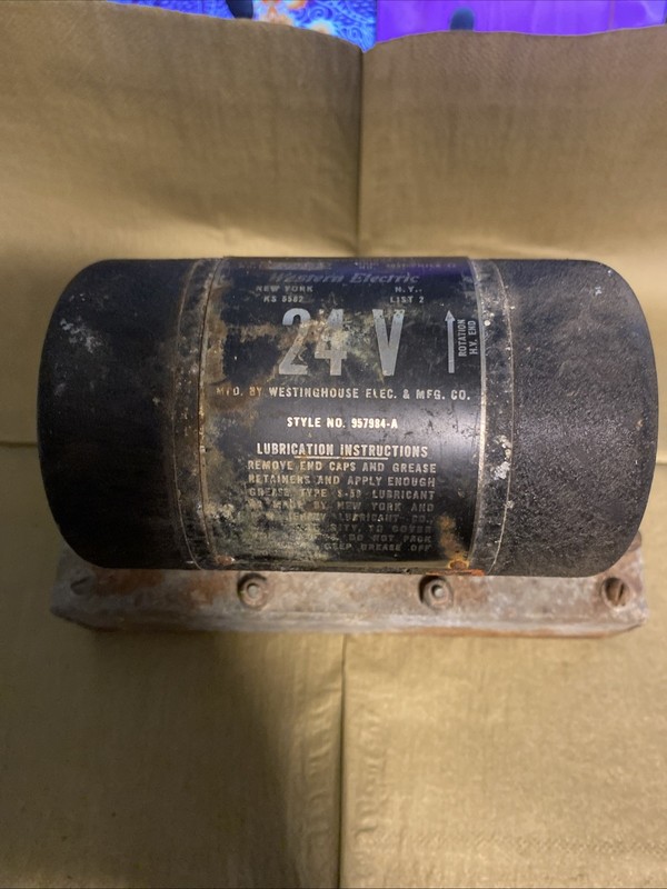 Vintage/Antique “Dynomotor DM-36-D” 24 Volt. WWII Item