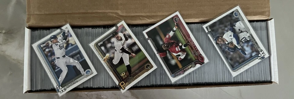 2025 Topps Baseball Series 1 and Series 2 Complete Base Set 1-700 Hand collated - Image 3 of 3