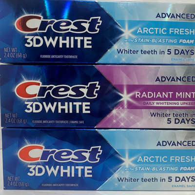Crest 3D White Arctic Fresh/Radiant Mint  Toothpaste Enamel Safe 2.4 oz 3pk