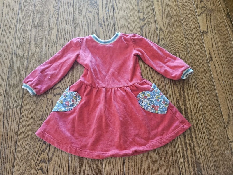 Mini Boden Girls Red Long Sleeve Dress Heart Floral Pockets 3-4Y 3T 4T Sweatshit