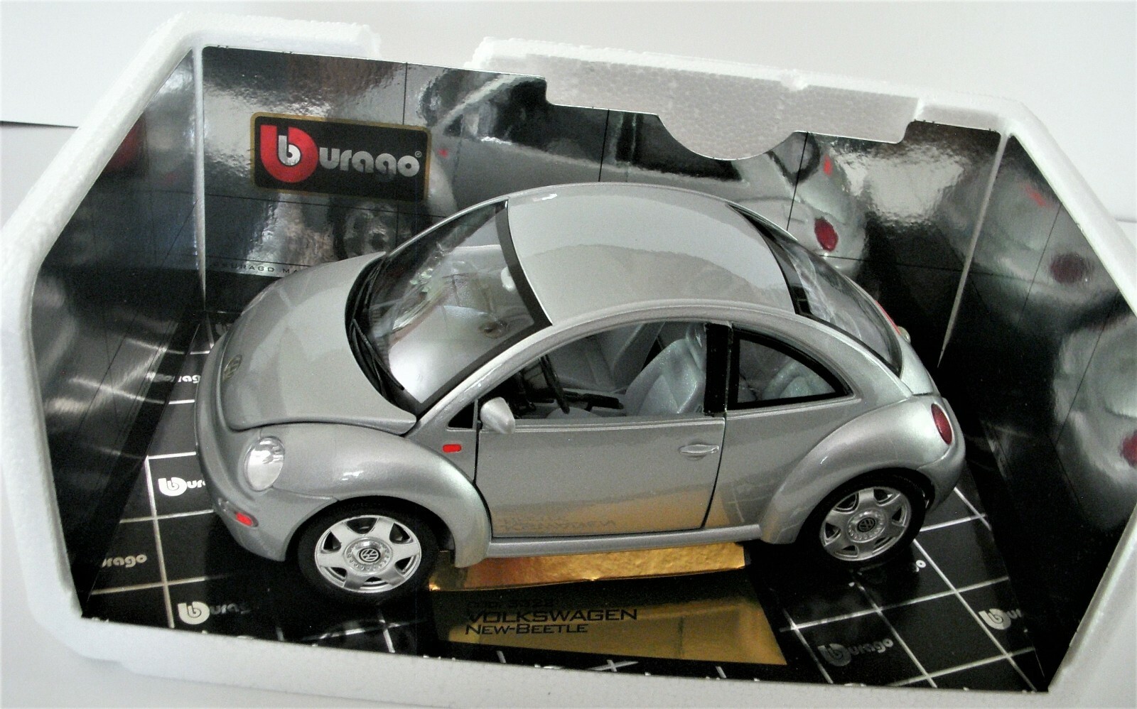 burago volkswagen new beetle 1998 gold collection