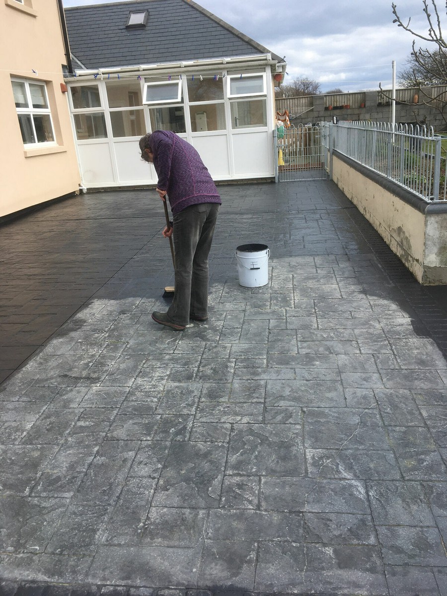 Imprinted concrete paint driveway pattern imprint 20 litre CHARCOAL GREY