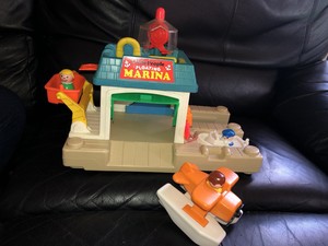 little people floating marina