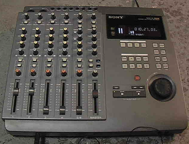 Sony MDM-X4 Series II Four-Track Minidisc Recorder Mixer! Rare