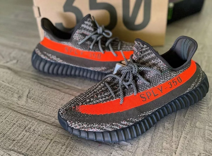 Dwell oversvømmelse identifikation Authentic Adidas Yeezy Boost 350 V2 Carbon Beluga Size 8-11 | eBay