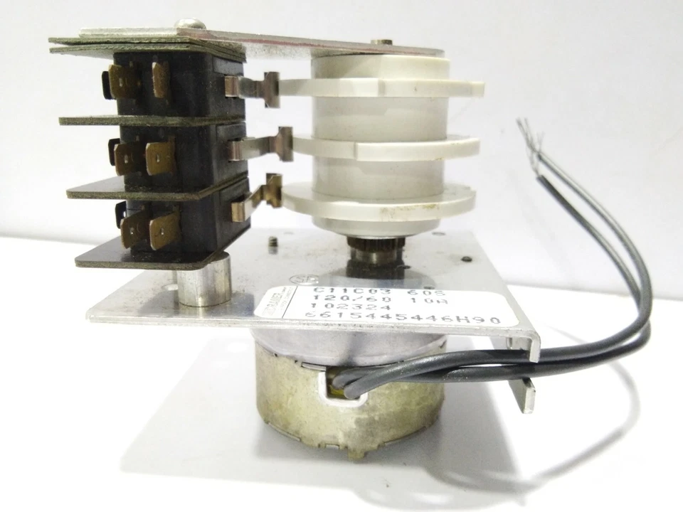 CRAMER SEA08AA36BAA TIMING MOTOR SEA 08AA36BAA RPM 1 107S 115V 60HZ 1.3W CCW W74 - Image 3 of 4