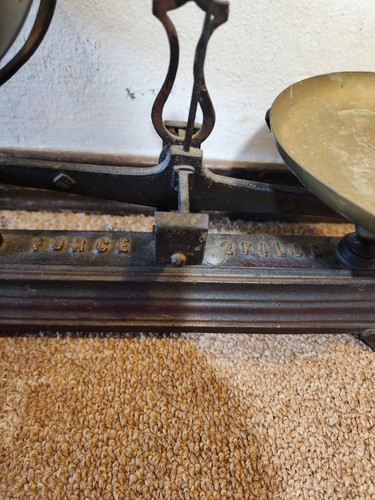 Waage Waage aus Gusseisen & Messing mit Pfannen - Gemischtwarenladen Anfang 1900 - Bild 3 von 10