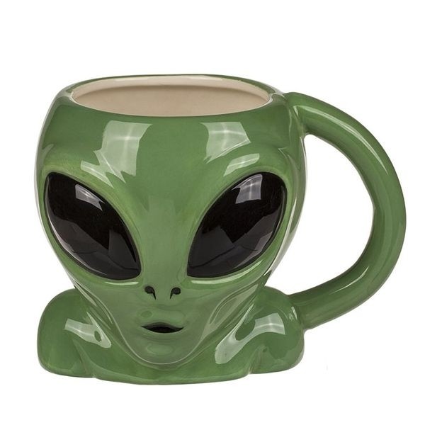 Tasse tête d'extraterrestre vert pour bureau geek et pause café insolite