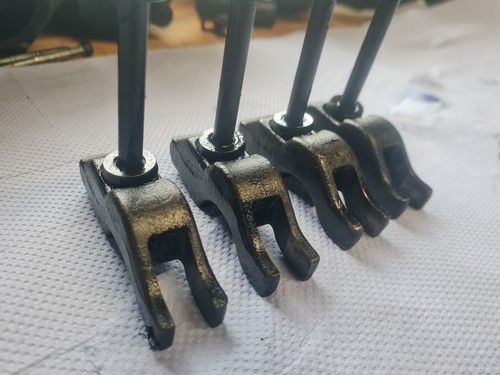 Halter Stütze Injektor Einspritzdüse 98125612 A17DTR Opel Zafira