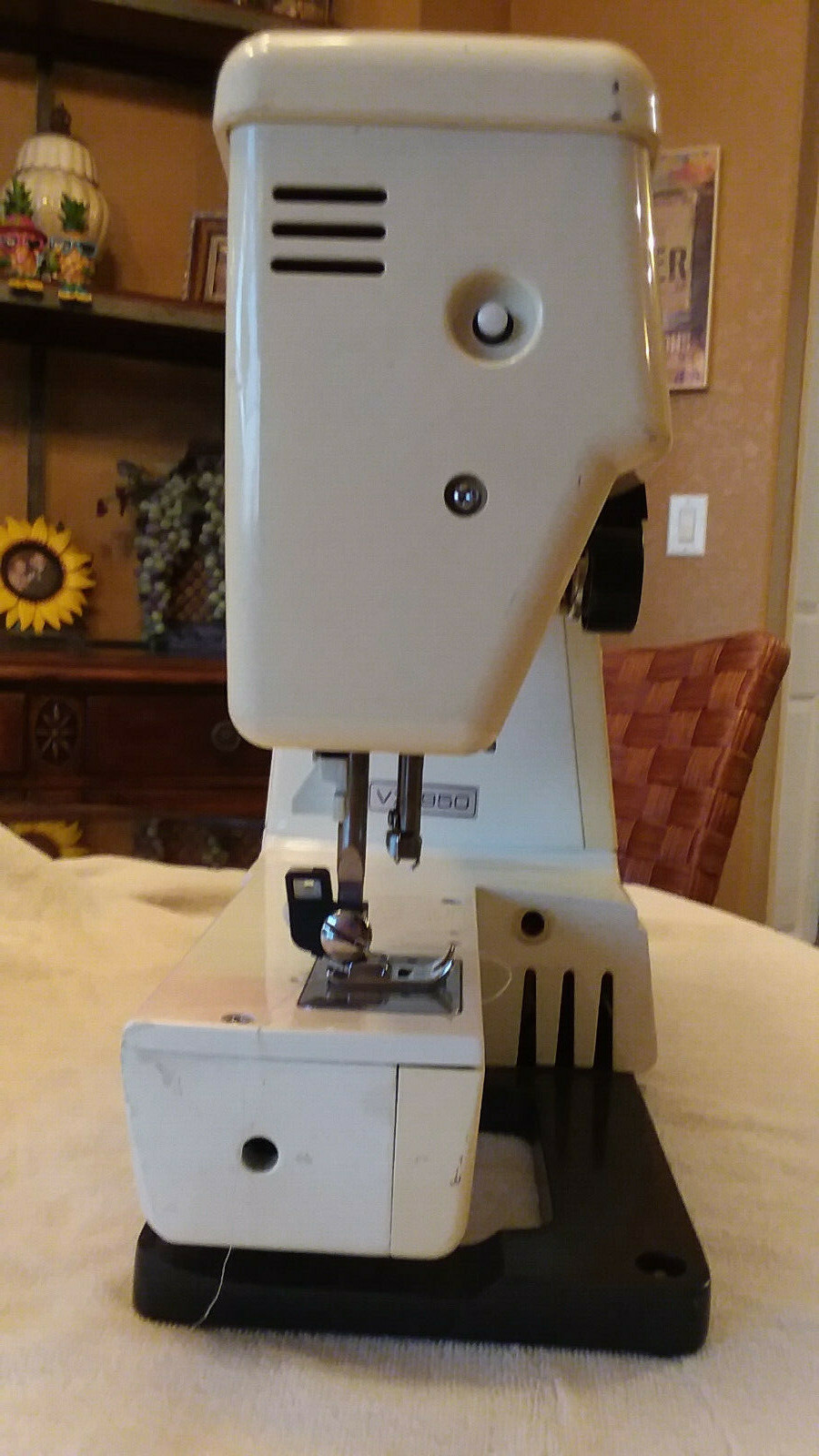For Sale Used Brother VX950 Sewing Machine Pattern Electronic LCD