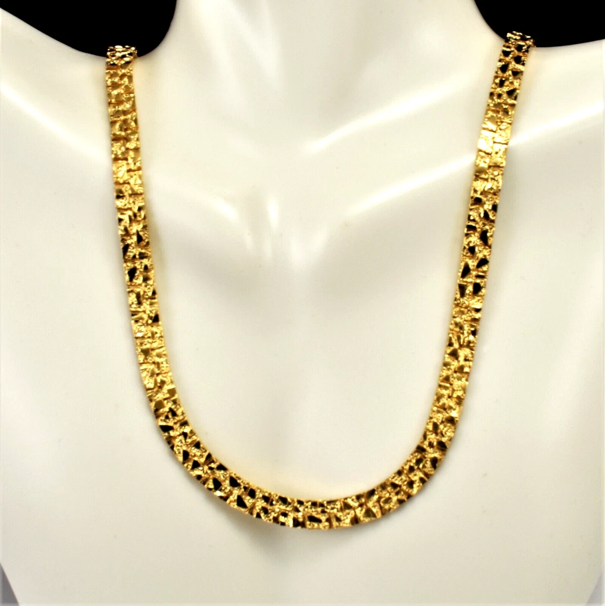 Nugget link chain outlet