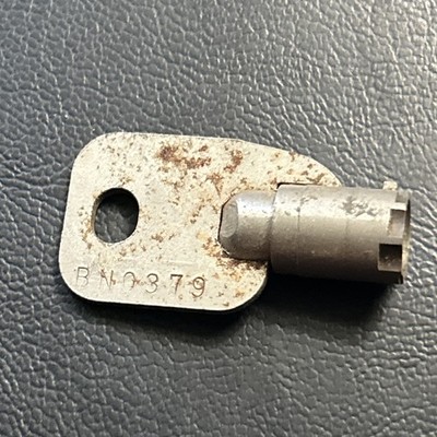 Common Key Japanese Cabinet Mituba  BNO373 BNO379 arcade game Part fL