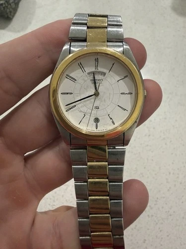 Vintage Seiko SQ Men's Watch White Dial All Original Runs Perfect Original Band