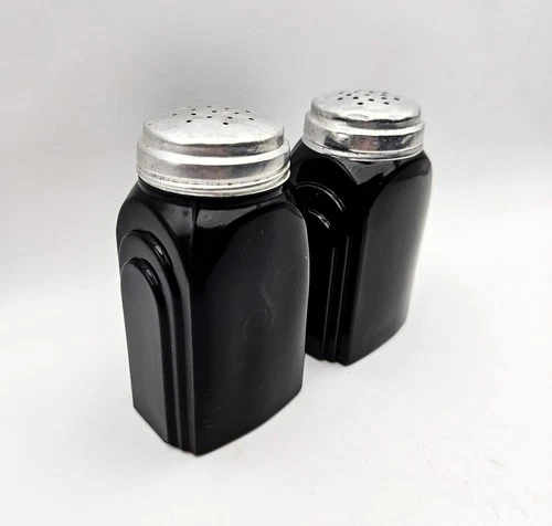 McKee Black Depression Glass Range Salt & Pepper Shakers 4 1/4" Arch