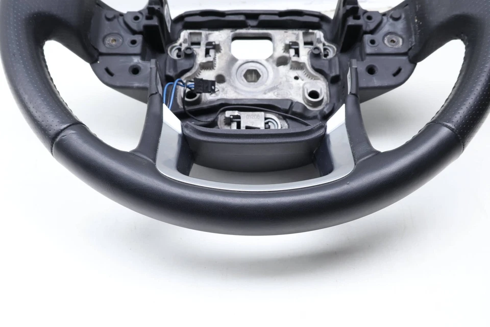 2014-2022 LAND ROVER RANGE ROVER SPORT — кожаный руль с подогревом - Изображение 2 из 4