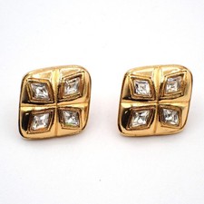 CHANEL CC Logo Diamond Shape Rhinestone Button Earrings Clip-On Gold 35KC064
