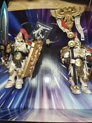 JOYTOY Warhammer 40K Adeptus Custodes Solar Watch Custodian lot 2 pcs 1/18 scale