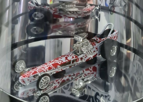 Hot Wheels 2004 - HW Showcase: Racing Series 04/04 - Tommy Ivo's AA/F Dragster - Bild 2 von 2