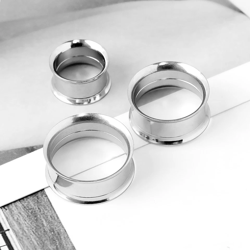 Stretching per Orecchie Spine Pendente Carne Tunnel Argento Lucente Moda Regalo - Immagine 3 di 4