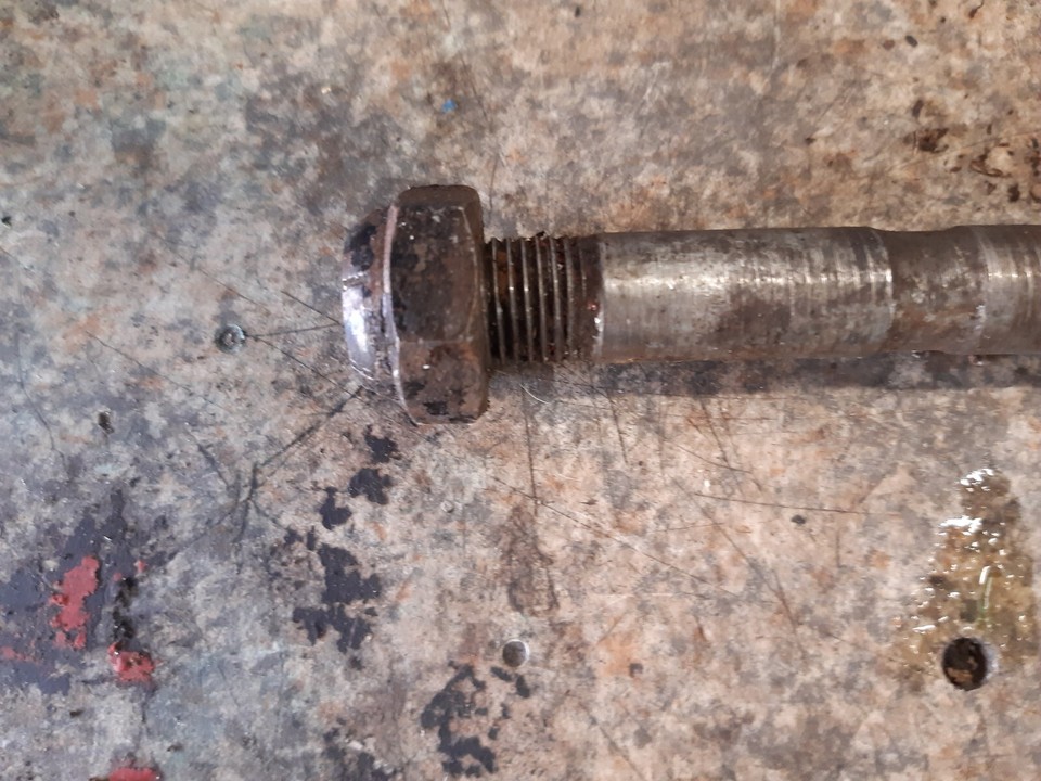 HONDA SL350 CB350K CB250K SWINGING ARM SPINDLE AND NUT eBay