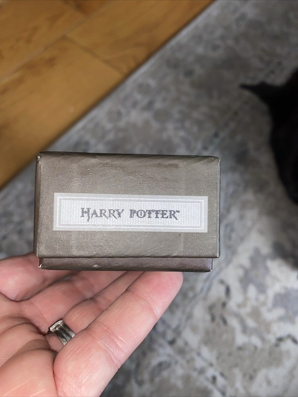 Wizarding World Of Harry Potter: Harry Potter Wand Universal Studios Orlando