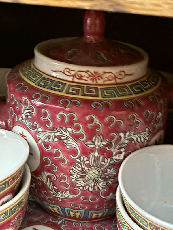 Chinese Red famille rose Teapot Tea Set with Cups and tray, Collectible Mon shou